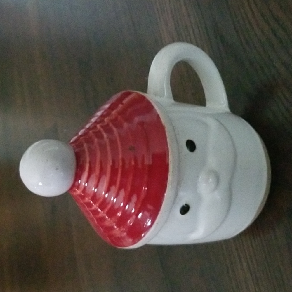 Santa mug with lid by Demdaco
